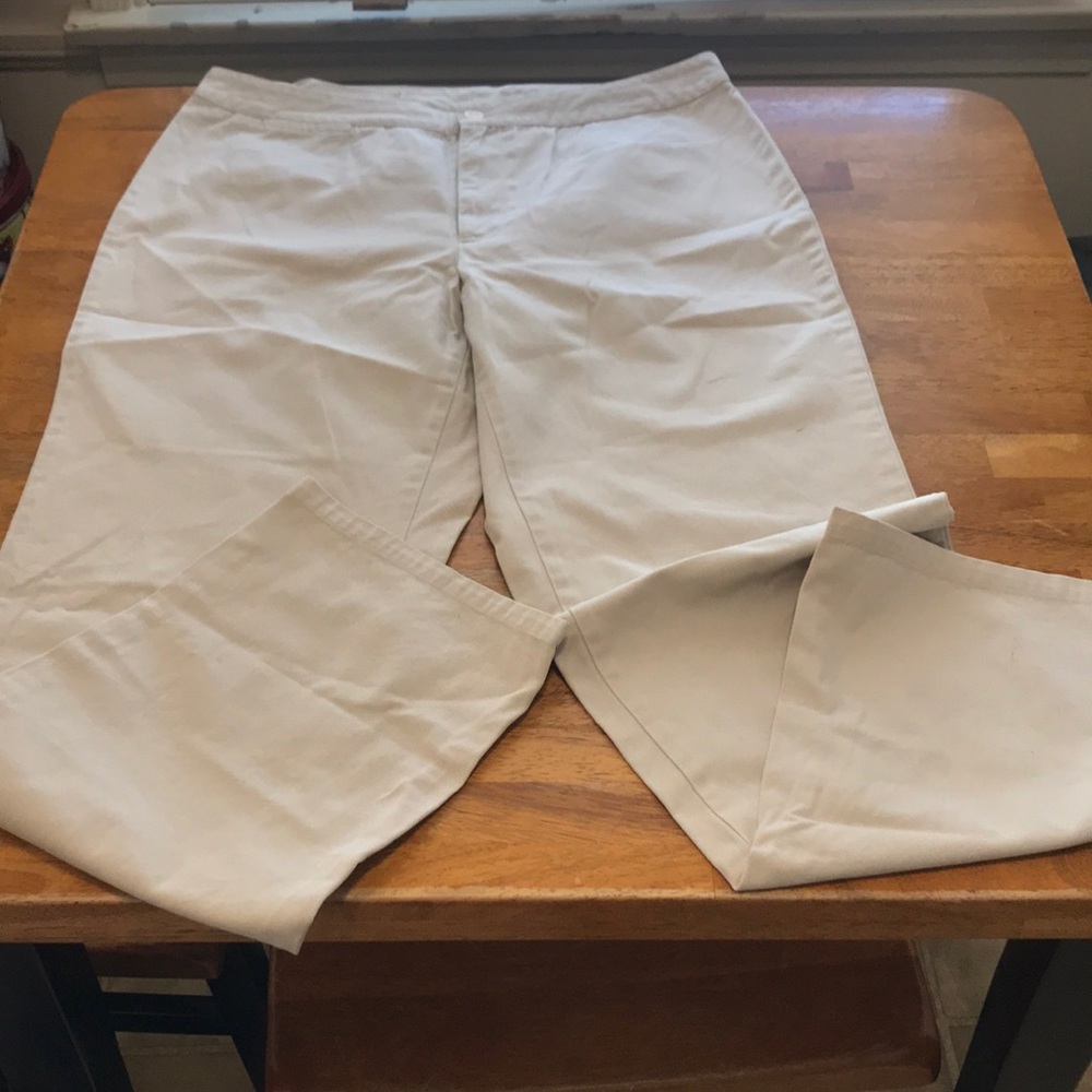 Old Navy Woman’s Flat Khaki Pants